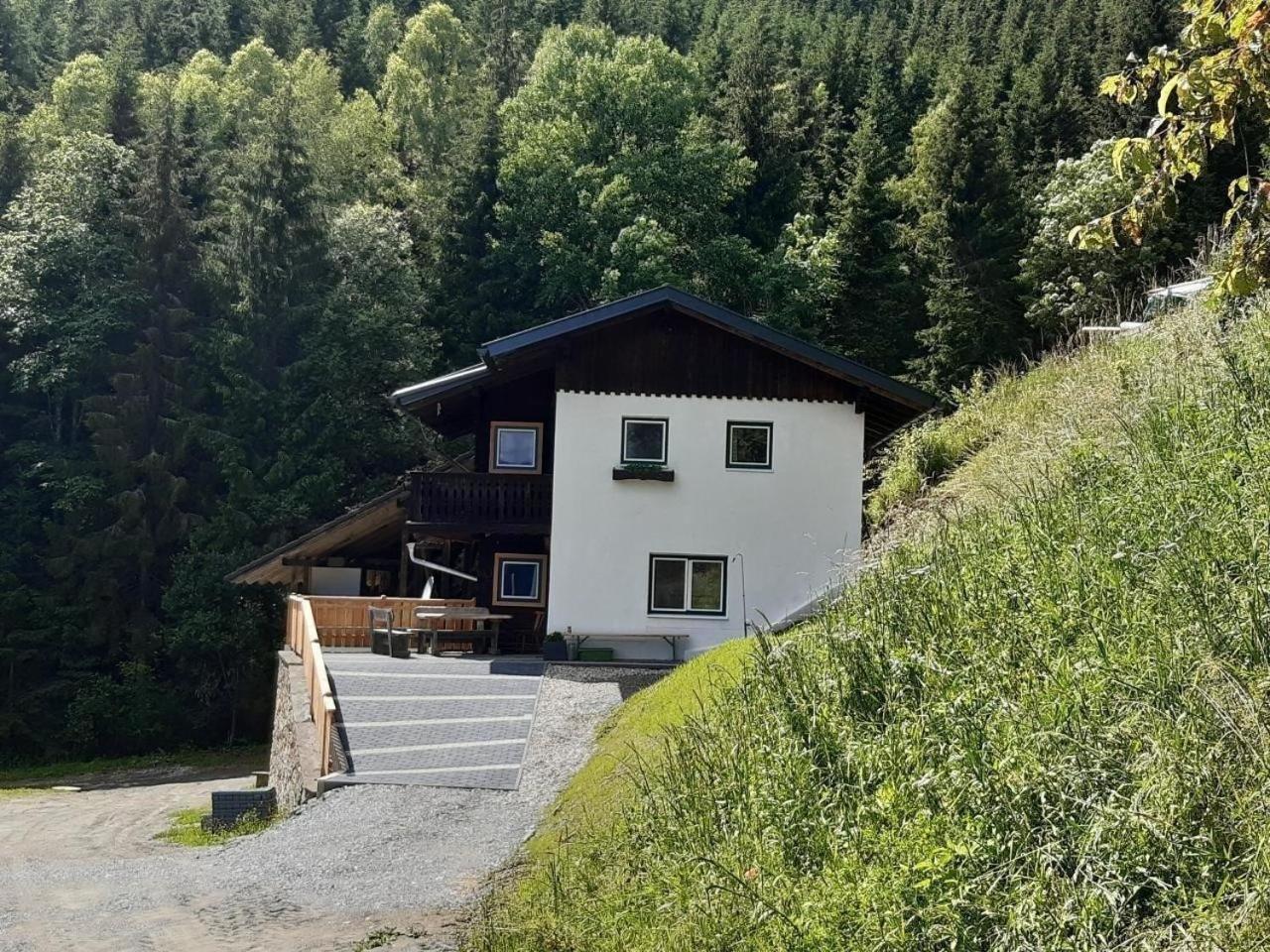 Grades Wunderschones Ferienhaus In Feistritz Mit Terrasse 빌라 외부 사진